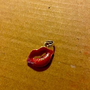 925 sterling silver sparkly lips charm/pendant